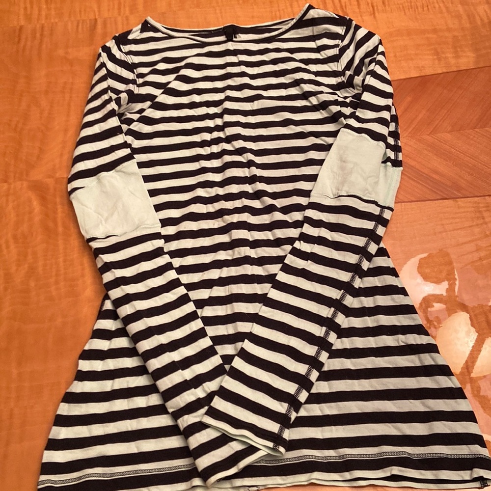 Lululemon long sleeve shirt